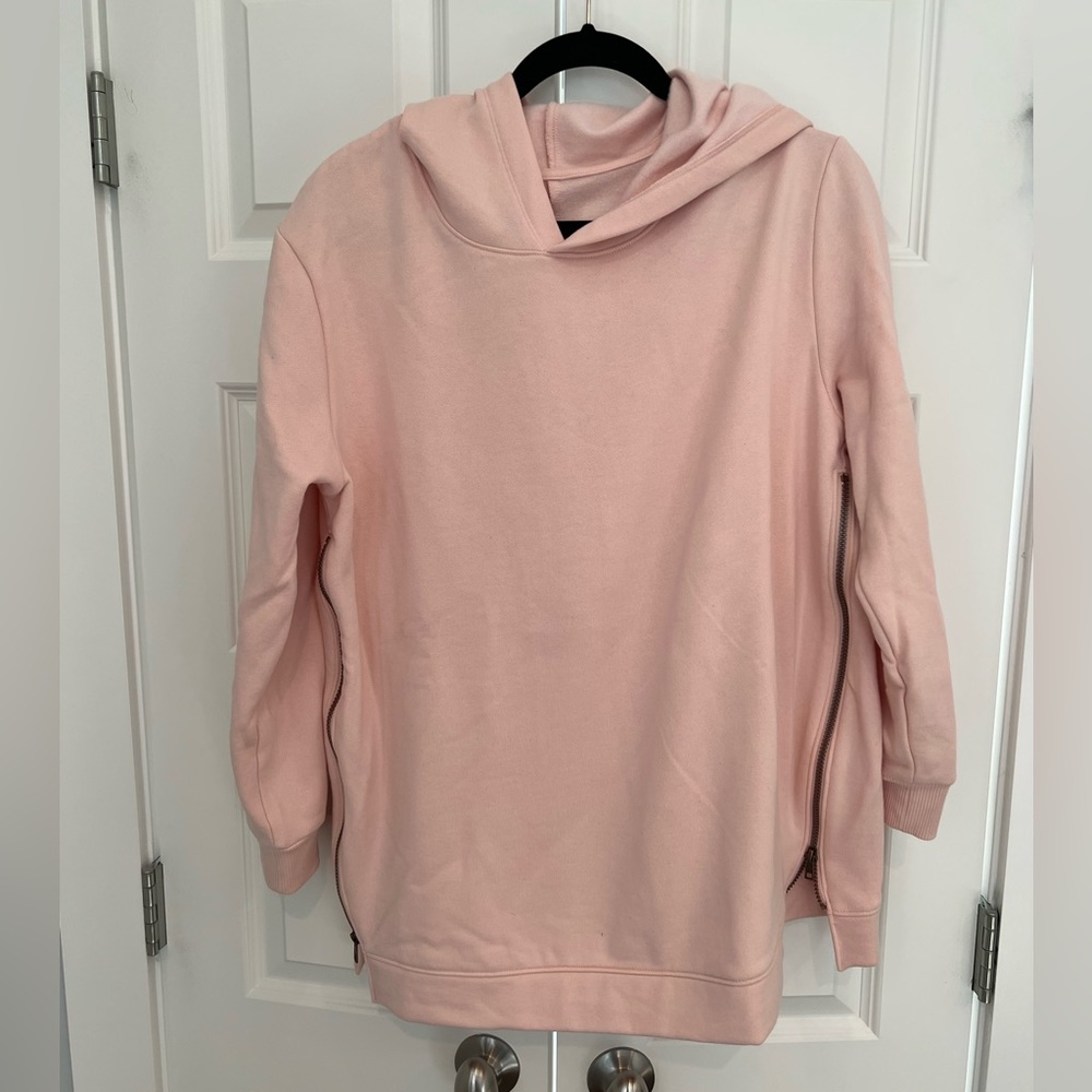 Maternity/nursing hooodie in pretty petal pink!